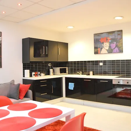 Rbnb - Inner I. Inn 3*