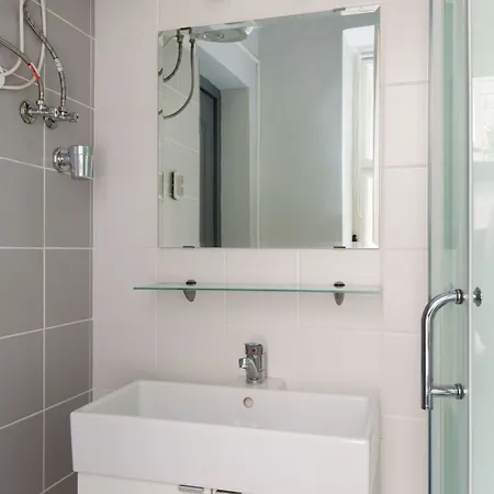 Rbnb - Inner I. 3* Budapest